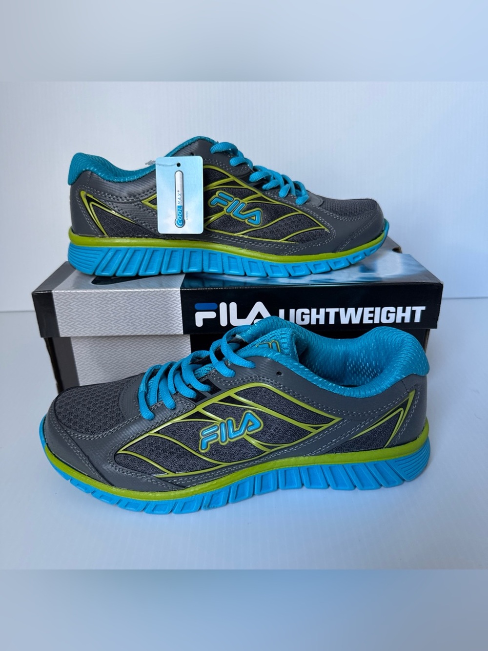 NIB Fila Gray Blue Green Hyper Split Athletic Shoes Sneakers Women’s Size 9.5